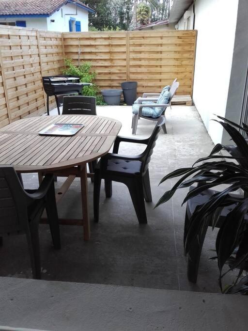 Maison De Vacances 4/5 Personnes A Leon, Landes Exterior photo